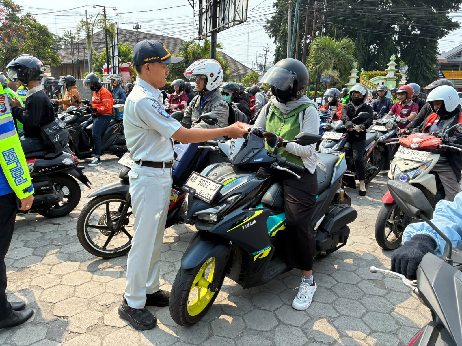 Jasa Raharja Dukung Pengawasan dan Penegakan Hukum Kendaraan Bermotor di Samsat Kota Yogyakarta