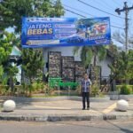 Jasa Raharja Pati Perluas Edukasi Program Jateng Bebas melalui Spanduk di Titik Strategis