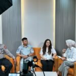 Tim Pembina Samsat Semarang II Perkuat Edukasi Jateng Bebas melalui Talkshow di Studio Kominfo