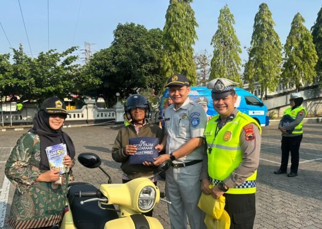 Tim Pembina Samsat Surakarta Gelar Operasi Gabungan, Sosialisasikan Program Jateng Bebas Sanksi Administrasi dan Pajak Progresif