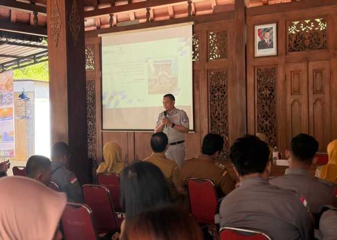Tim Pembina Samsat Surakarta Sosialisasikan Program Jateng Bebas Denda, Pajak Progresif dan Keselamatan Lalu Lintas di Kecamatan Laweyan Surakarta