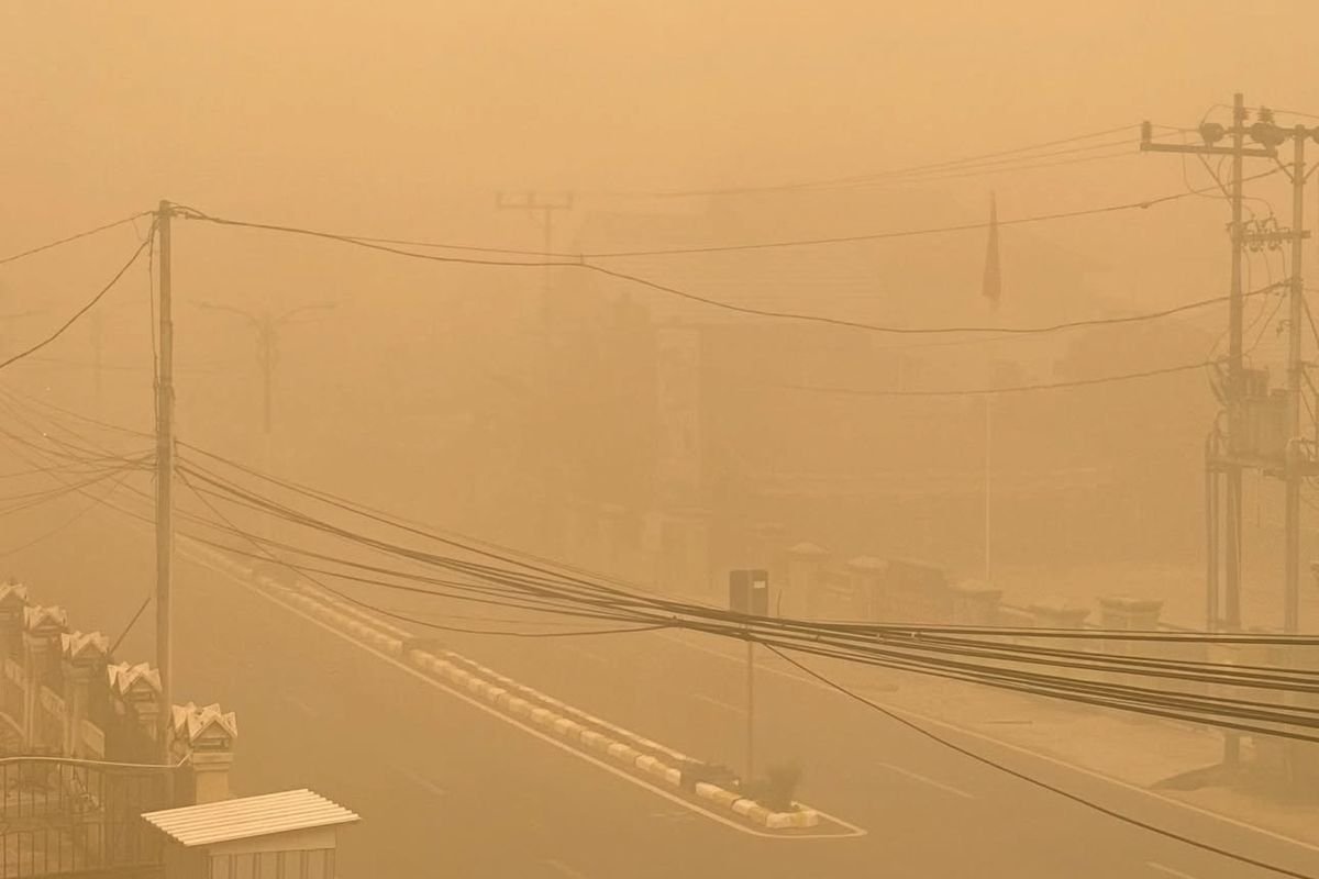 Kabut Asap Karhutla Meluas ke Jakarta, Banten, dan Jawa Barat, Masyarakat Diminta Waspada