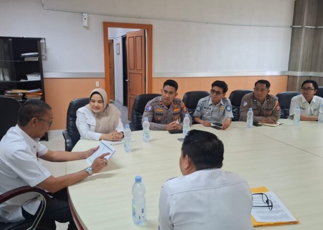 Tim Pembina Samsat Banjarbaru Perkuat Tertib Administrasi Kendaraan Dinas melalui Verifikasi Plat Merah