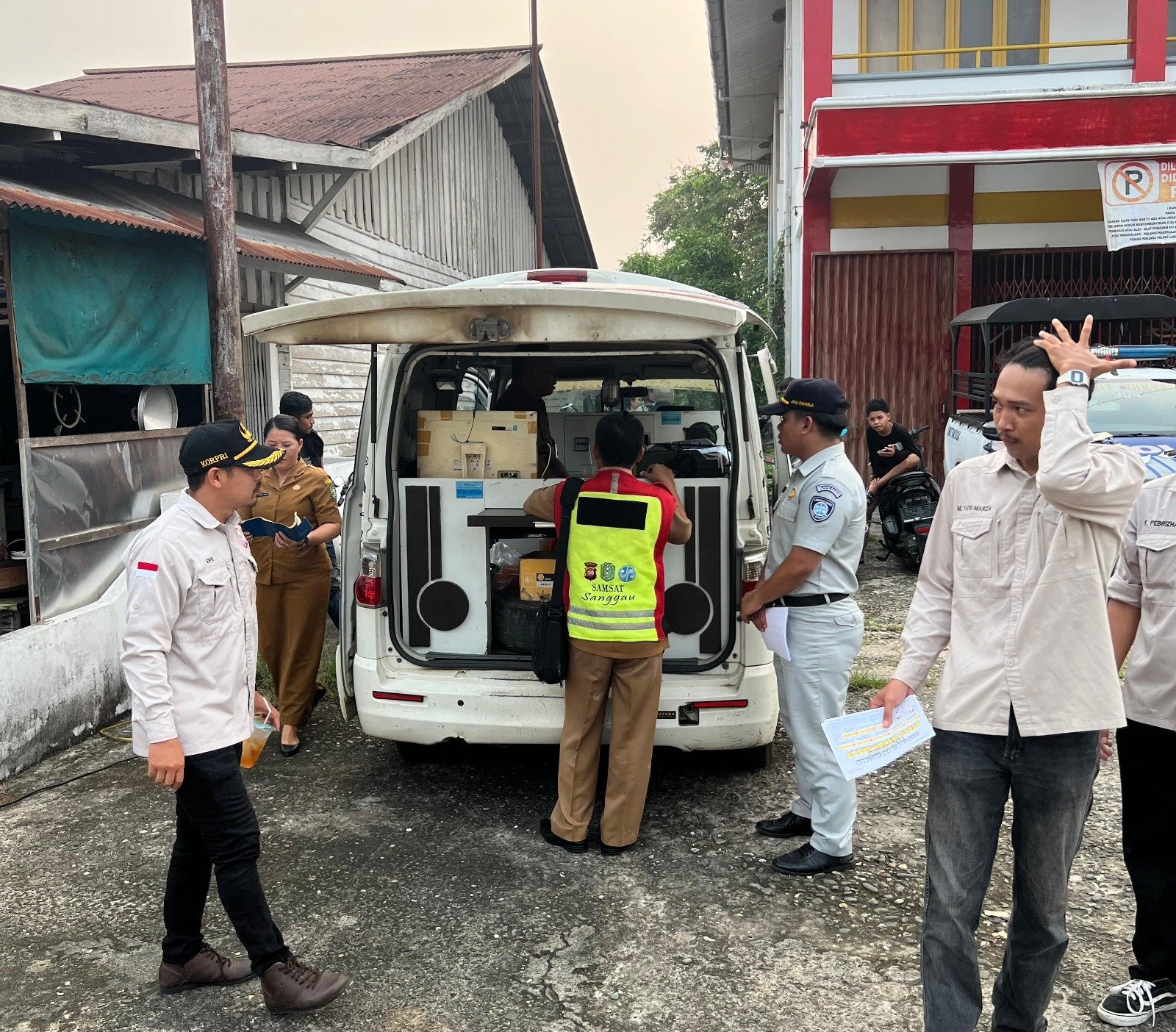 Operasi Gabungan di Putussibau, Jasa Raharja Sintang Optimalkan Samsat Keliling dan Sosialisasikan Pembebasan Denda
